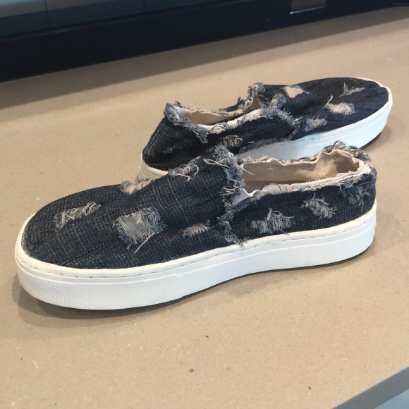 - Sam Edelman tennies - Picture 2 of 6